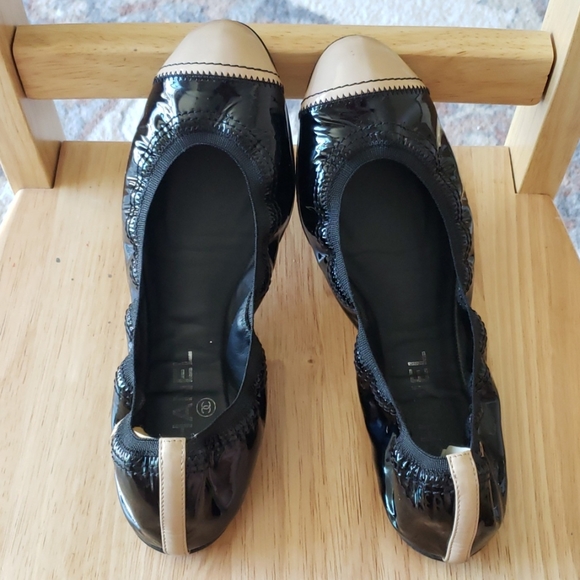 Chanel Black Patent Leather Mules size 40EU =9.5US - Picture 14 of 16